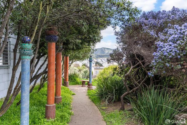 473 Leland Avenue, San Francisco, CA 94134