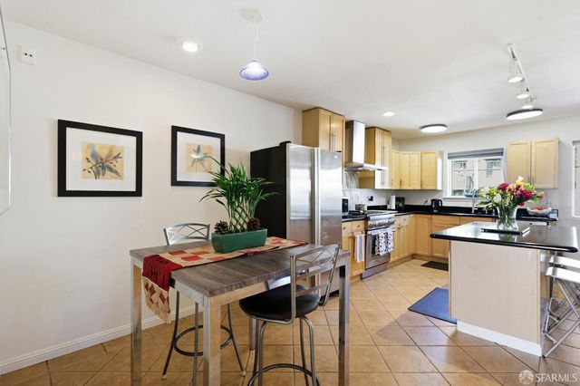 473 Leland Avenue, San Francisco, CA 94134