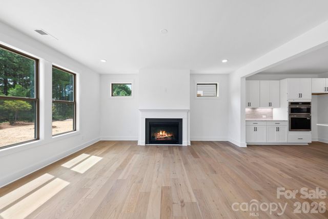 1124 Berryhill Road, Charlotte, NC 28208