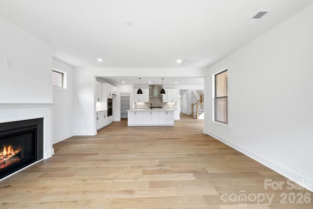 1124 Berryhill Road, Charlotte, NC 28208