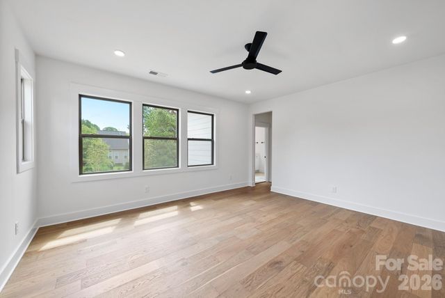 1124 Berryhill Road, Charlotte, NC 28208