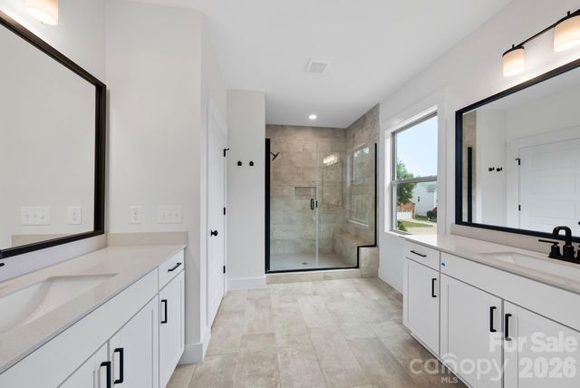 1124 Berryhill Road, Charlotte, NC 28208