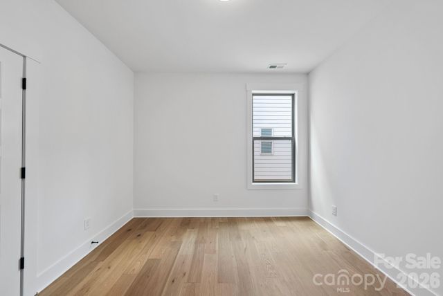 1124 Berryhill Road, Charlotte, NC 28208