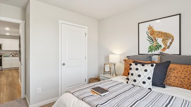 2211 N 7TH Street, Indianola, IA 50125