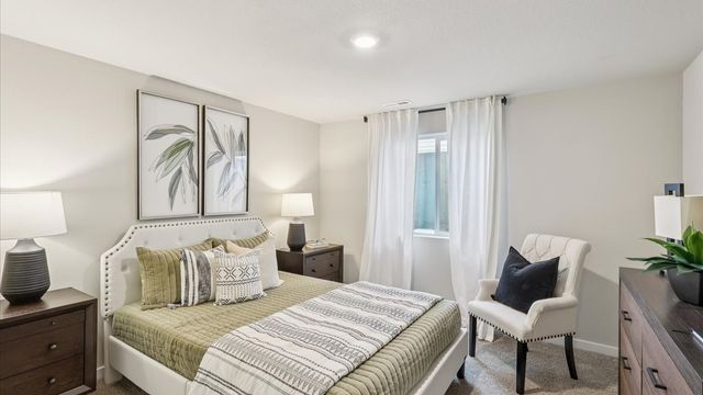 2211 N 7TH Street, Indianola, IA 50125