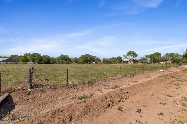 525 Coronado Road, Corrales, NM 87048