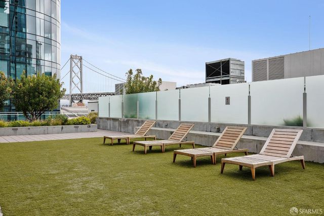 201 Folsom Street 2A, San Francisco, CA 94105