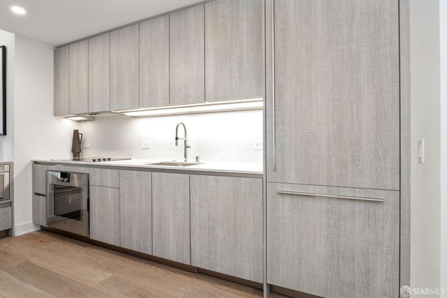 201 Folsom Street 2A, San Francisco, CA 94105