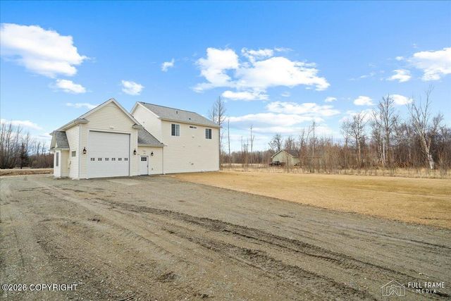 6472 N Farm Loop, Palmer, AK 99645