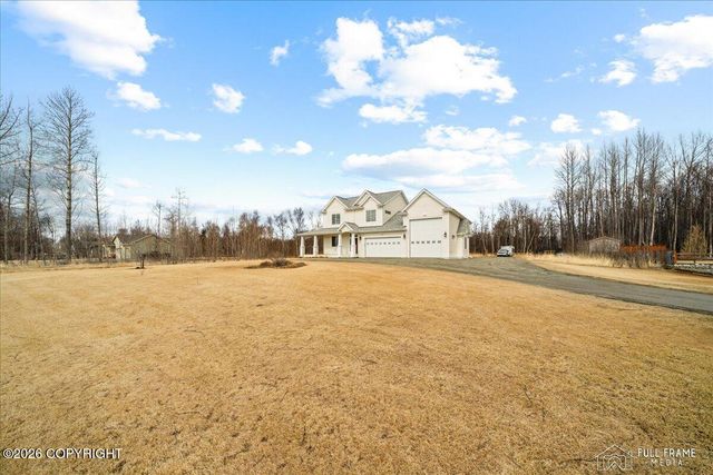 6472 N Farm Loop, Palmer, AK 99645