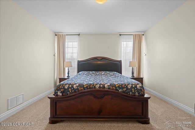 6472 N Farm Loop, Palmer, AK 99645