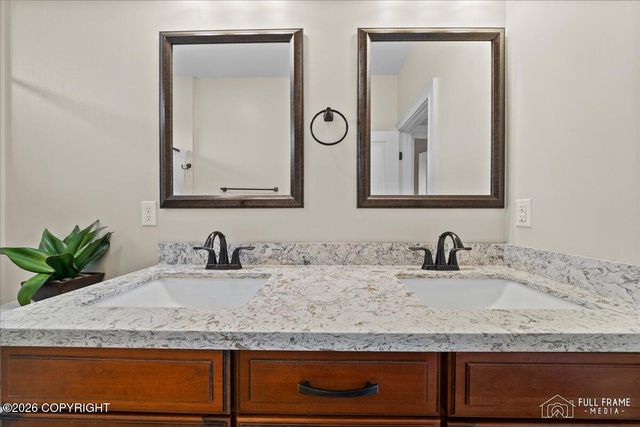 6472 N Farm Loop, Palmer, AK 99645