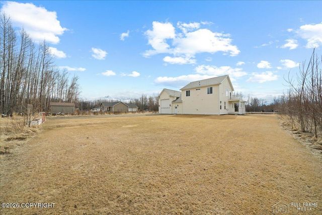 6472 N Farm Loop, Palmer, AK 99645