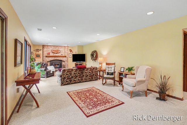 2185 Eagle Boulevard, Park Twp, MI 49424