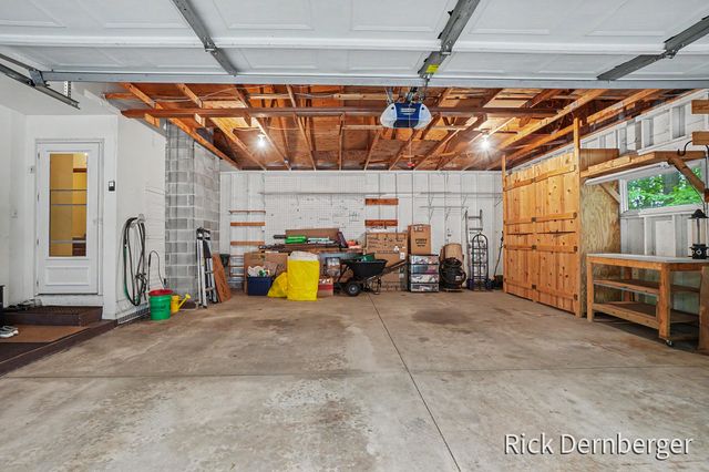 2185 Eagle Boulevard, Park Twp, MI 49424