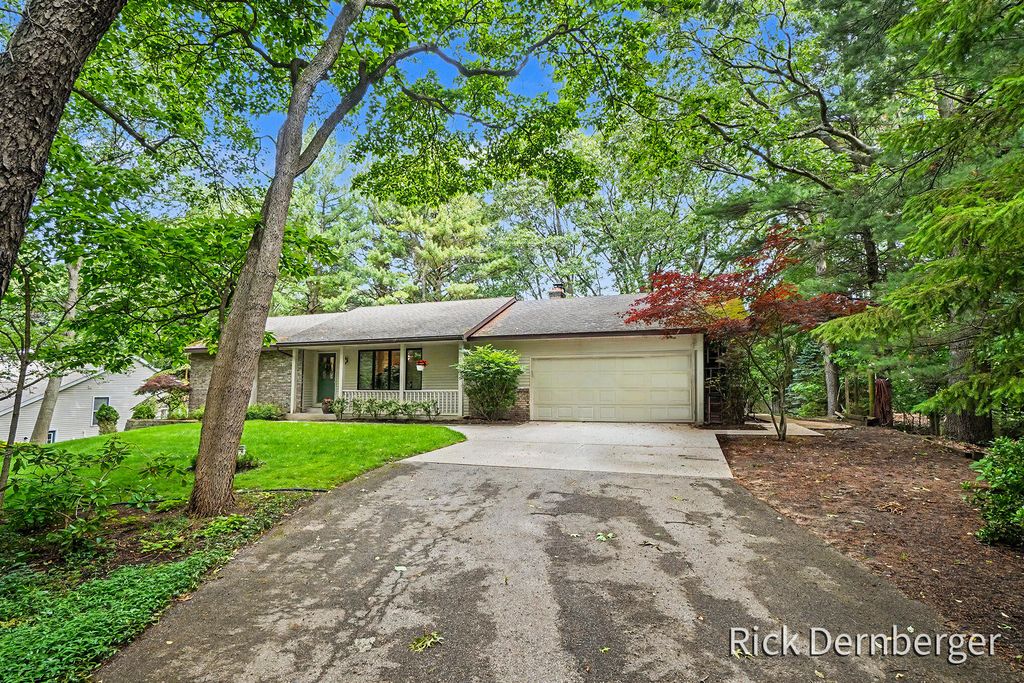 2185 Eagle Boulevard, Park Twp, MI 49424