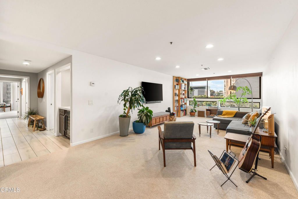880 W 1st Street 302, Los Angeles, CA 90012 — photo 5