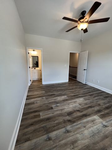 550 Peachers Mill Rd Unit B3, Clarksville, TN 37042