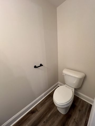 550 Peachers Mill Rd Unit B3, Clarksville, TN 37042