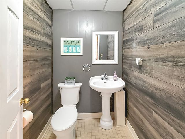 5950 GREENBRIAR Drive, Fairview, PA 16415