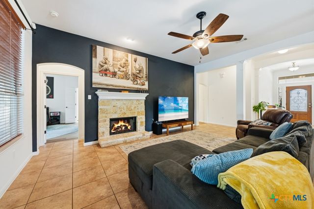 142 Carriage Court, Bastrop, TX 78602
