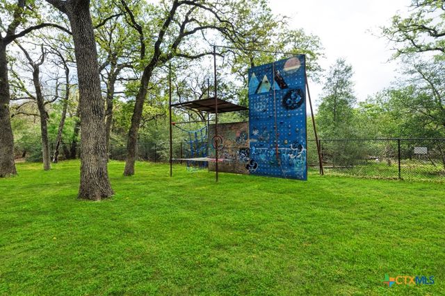 142 Carriage Court, Bastrop, TX 78602