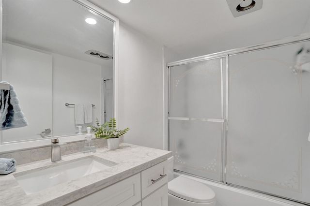 1211 Bahama Bend E1, Coconut Creek, FL 33066
