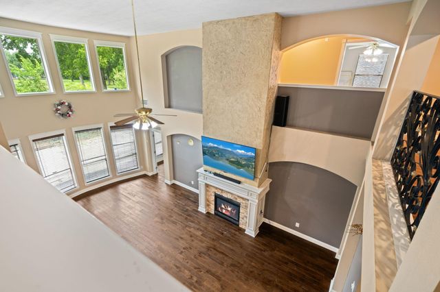 16438 Beewood Glen Drive, Sugar Land, TX 77498