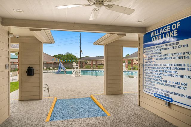 16438 Beewood Glen Drive, Sugar Land, TX 77498