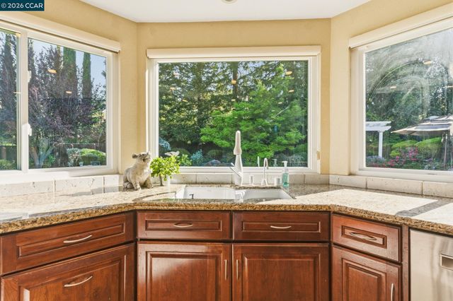 5017 Athens Dr, San Ramon, CA 94582