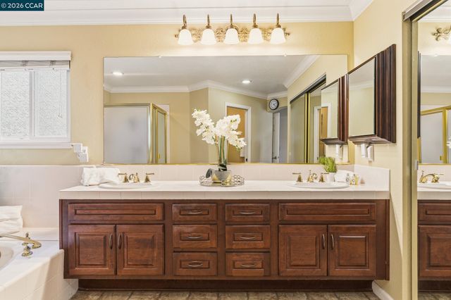 5017 Athens Dr, San Ramon, CA 94582