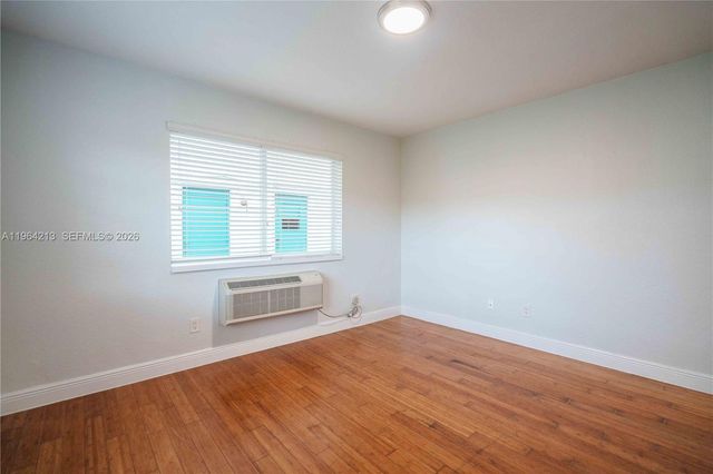 7325 Carlyle Ave 8, Miami Beach, FL 33141