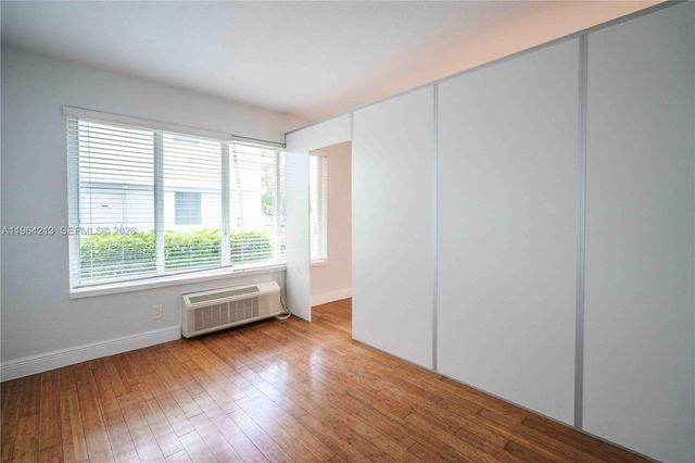 7325 Carlyle Ave 8, Miami Beach, FL 33141