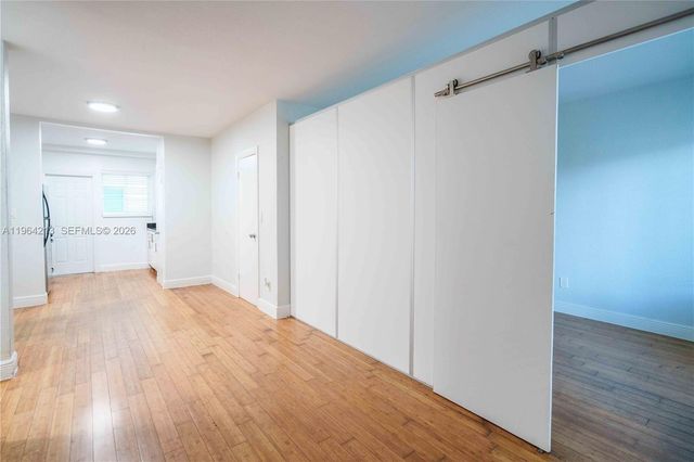 7325 Carlyle Ave 8, Miami Beach, FL 33141