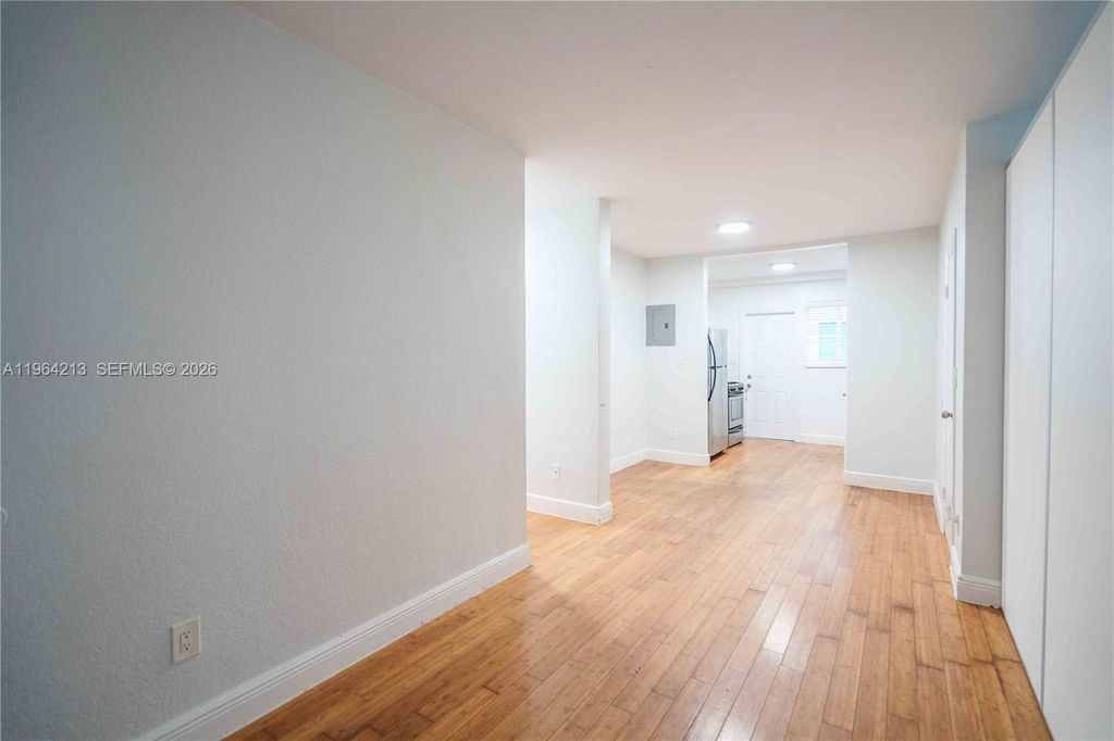 7325 Carlyle Ave 8, Miami Beach, FL 33141