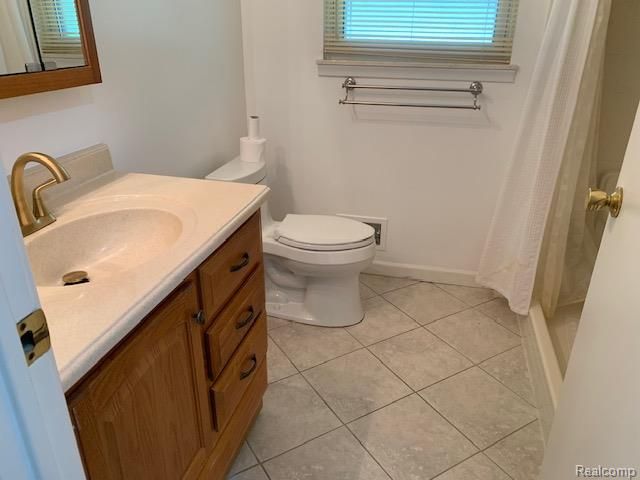 9187 Sheldon, Plymouth, MI 48170