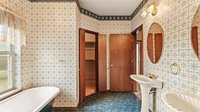 12300 S Mustang Road, Mustang, OK 73064