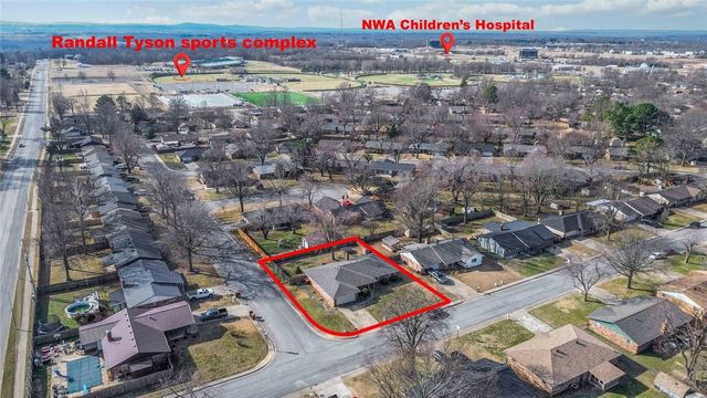 4003 Chapman Avenue, Springdale, AR 72762