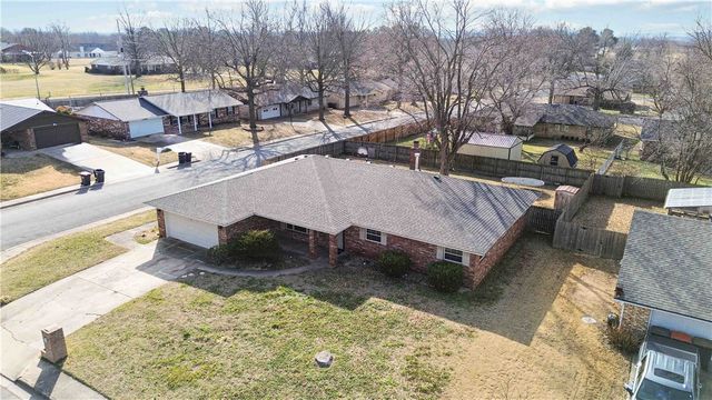 4003 Chapman Avenue, Springdale, AR 72762