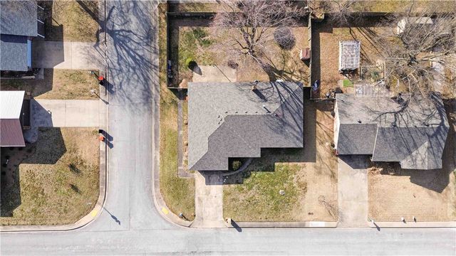 4003 Chapman Avenue, Springdale, AR 72762