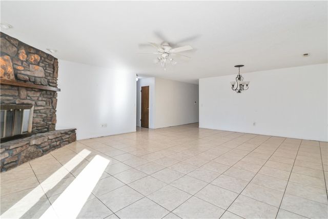 4003 Chapman Avenue, Springdale, AR 72762