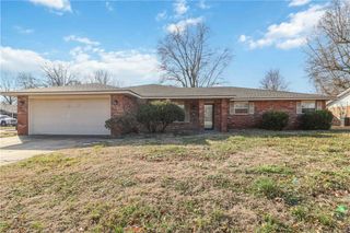 4003 Chapman Avenue, Springdale, AR 72762