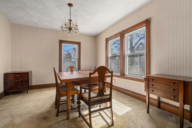 198 Taylor St, Quincy, MA 02170