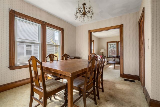 198 Taylor St, Quincy, MA 02170