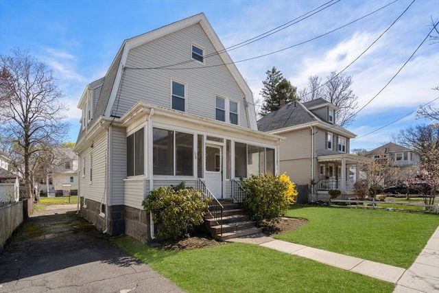 198 Taylor St, Quincy, MA 02170