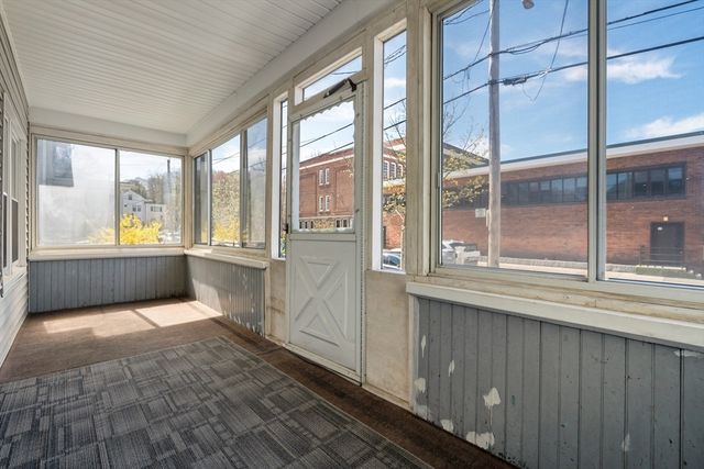 198 Taylor St, Quincy, MA 02170