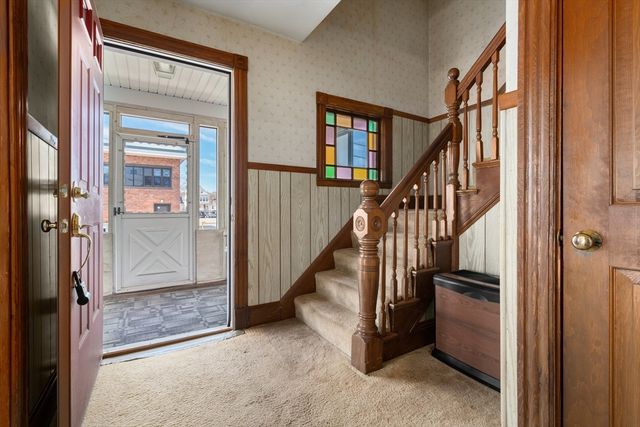 198 Taylor St, Quincy, MA 02170