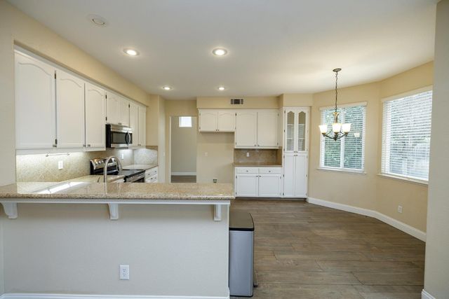 446 Meyenberg Ave, Ripon, CA 95366