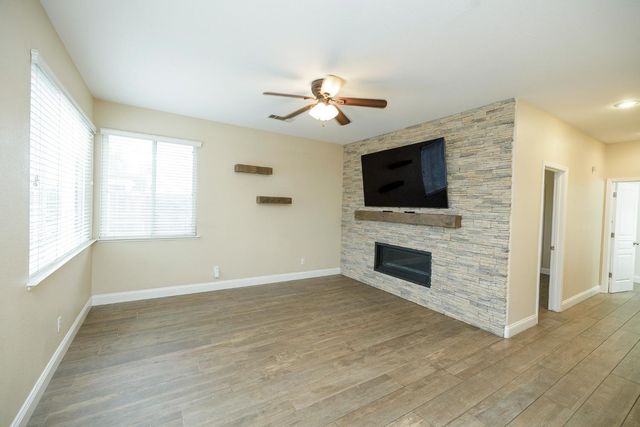 446 Meyenberg Ave, Ripon, CA 95366