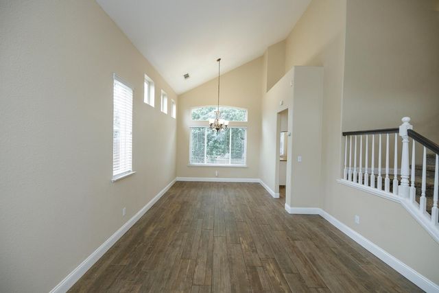 446 Meyenberg Ave, Ripon, CA 95366